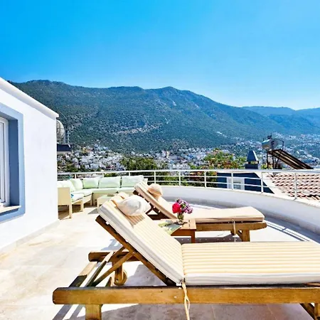 3 Bedroom - 3268 *