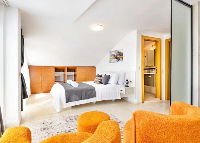 3 Bedroom Βίλα *